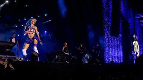  Phantasma Rio: Pabllo Vittar's Electrifying Concert That Ignited Brazil!